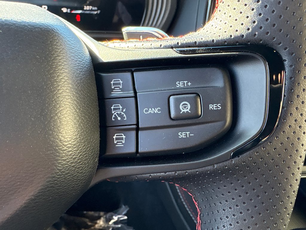 2026 Dodge Charger 2-Doors SCAT PACK in Paspébiac, Quebec - 18 - w1024h768px