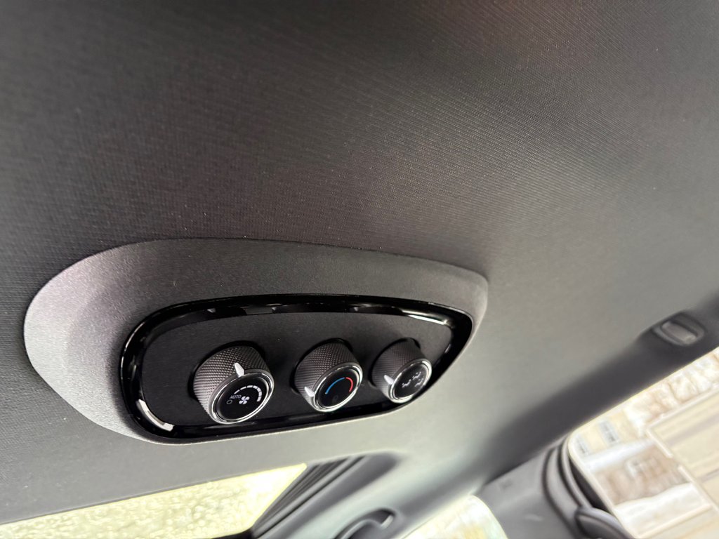 2026 Dodge Durango GT PLUS in Paspébiac, Quebec - 12 - w1024h768px