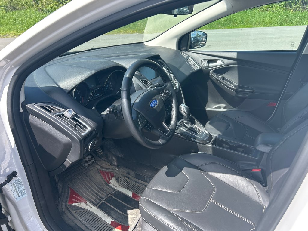 Ford Focus Titanium 2015 à Chandler, Québec - 5 - w1024h768px
