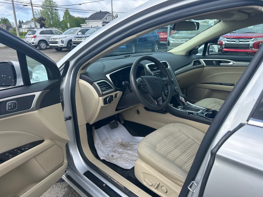 Ford Fusion SE 2016 à Paspébiac, Québec - 9 - w1024h768px