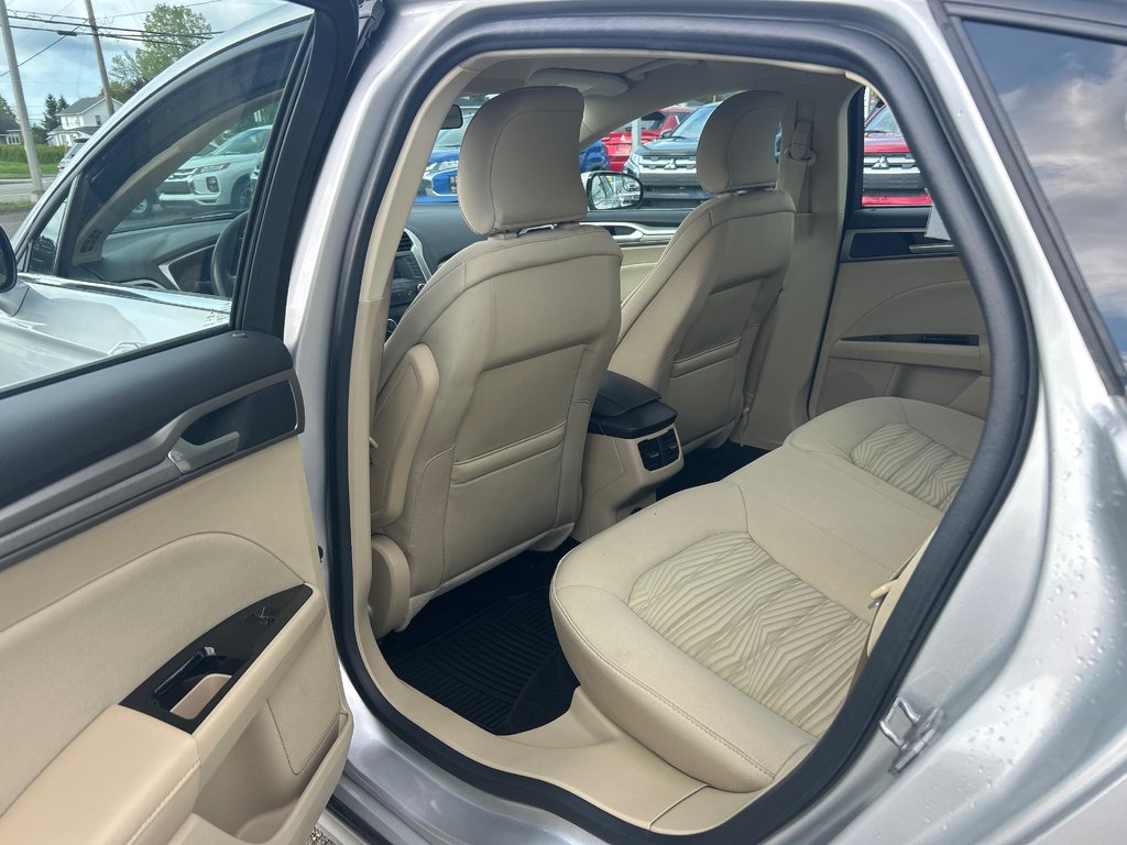 Ford Fusion SE 2016 à Paspébiac, Québec - 8 - w1024h768px