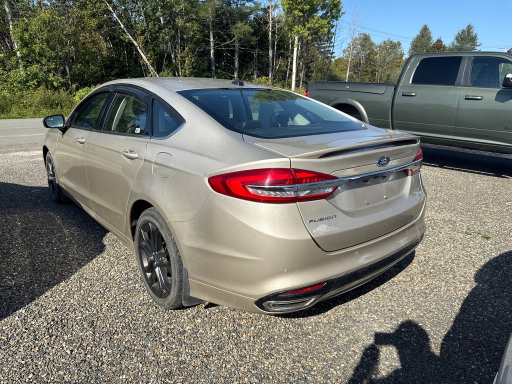 Ford Fusion SE 2018 à Chandler, Québec - 5 - w1024h768px
