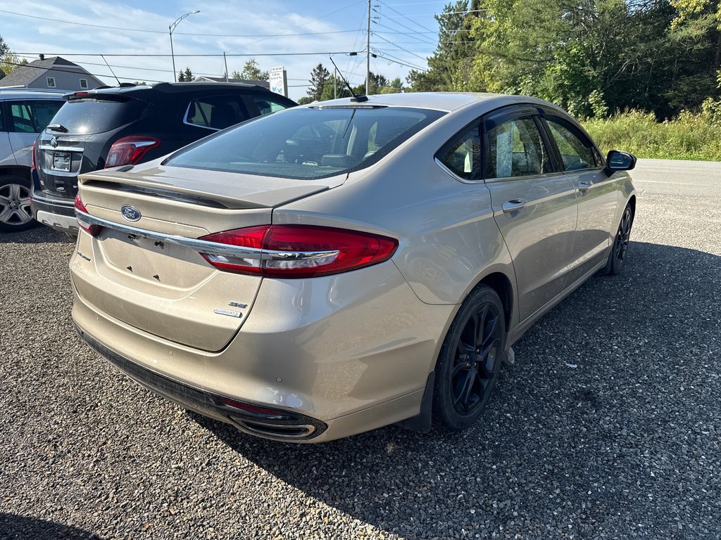 Ford Fusion SE 2018 à Chandler, Québec - 2 - w1024h768px