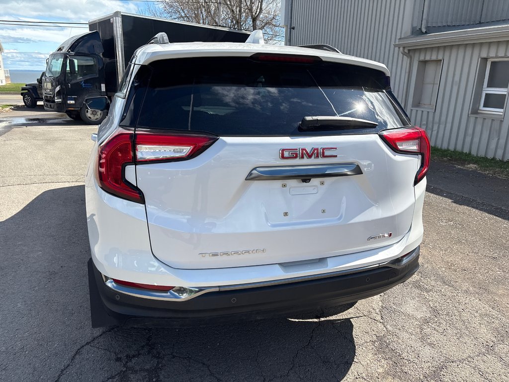 GMC Terrain AT4 2023 à Paspébiac, Québec - 6 - w1024h768px