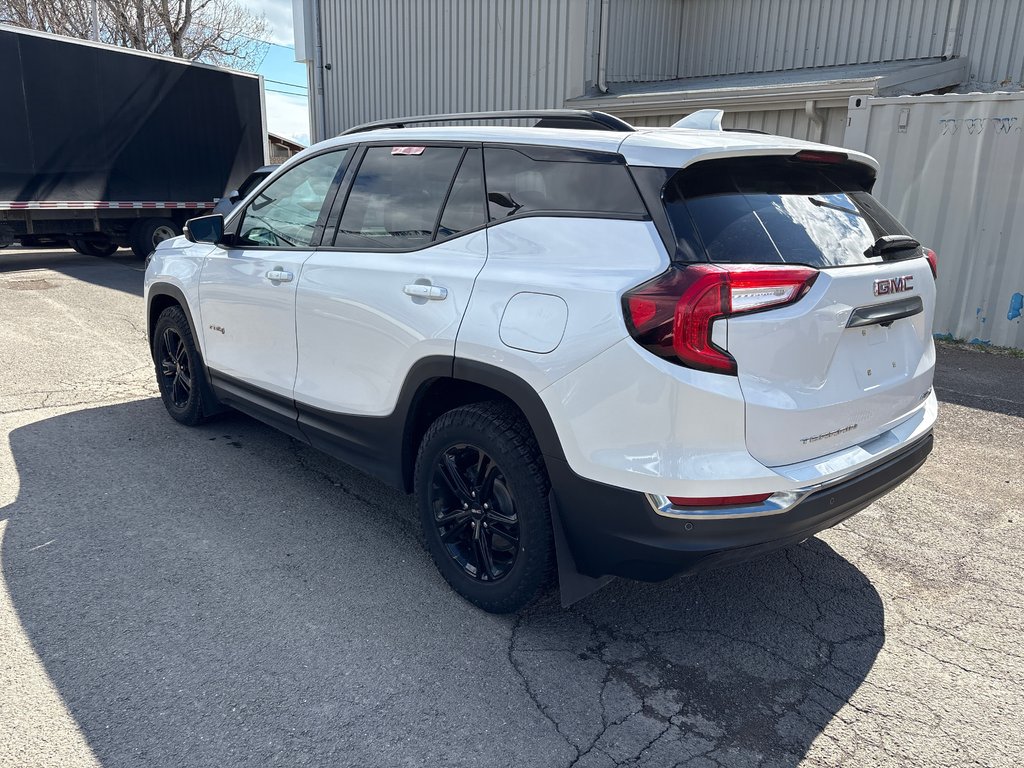 GMC Terrain AT4 2023 à Paspébiac, Québec - 7 - w1024h768px