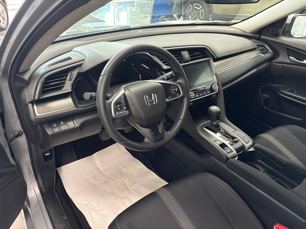 2021 Honda Civic Sedan LX in Paspébiac, Quebec - 17 - w1024h768px