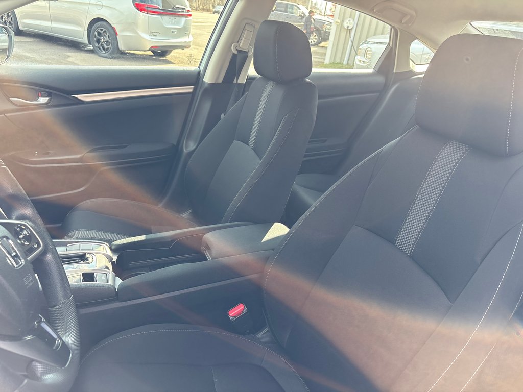 Honda Civic Sedan LX 2021 à Paspébiac, Québec - 11 - w1024h768px