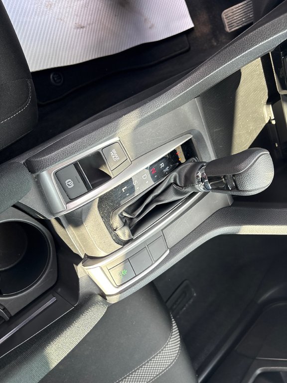 Honda Civic Sedan LX 2021 à Paspébiac, Québec - 13 - w1024h768px