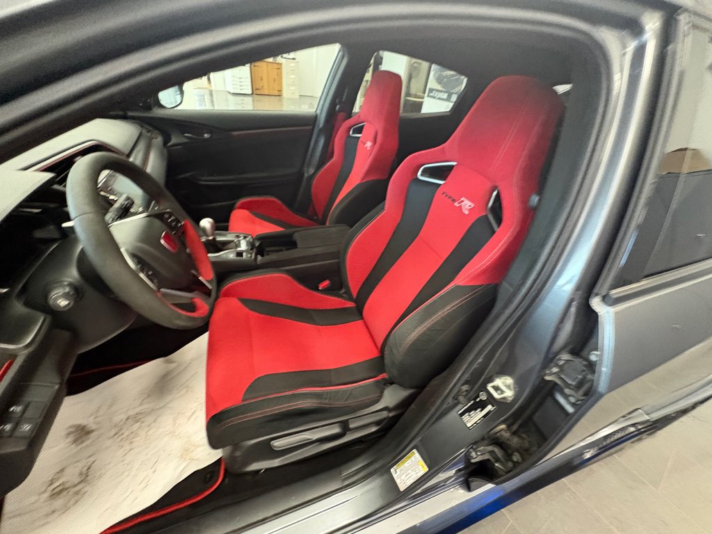2021 Honda Civic Type R in Paspébiac, Quebec - 12 - w1024h768px
