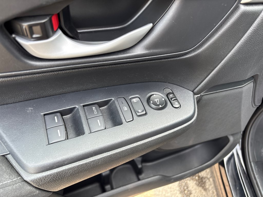 Honda CR-V LX 2020 à Chandler, Québec - 12 - w1024h768px