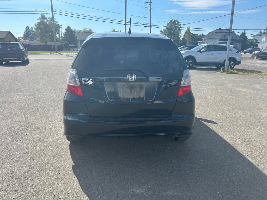 2014  Fit LX in Paspébiac, Quebec - 4 - w1024h768px