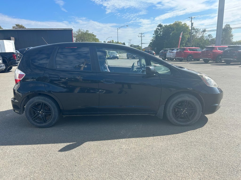 2014  Fit LX in Paspébiac, Quebec - 2 - w1024h768px