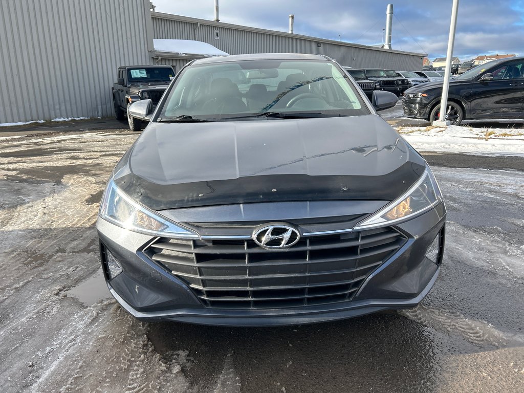 2020 Hyundai Elantra Essential in Paspébiac, Quebec - 2 - w1024h768px