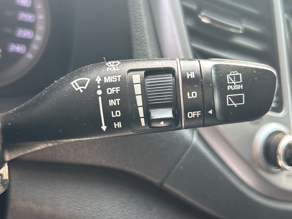 Hyundai Tucson Premium 2016 à Chandler, Québec - 18 - w1024h768px