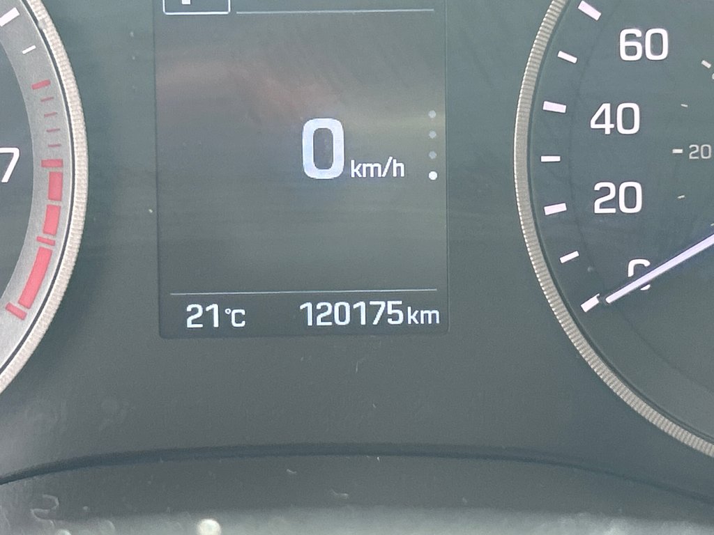 Hyundai Tucson Premium 2016 à Chandler, Québec - 16 - w1024h768px