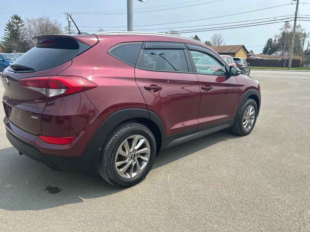 Hyundai Tucson Premium 2016 à Chandler, Québec - 3 - w1024h768px