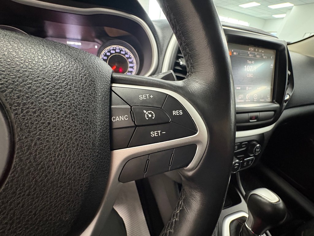 Jeep Cherokee Trailhawk 2015 à Paspébiac, Québec - 19 - w1024h768px