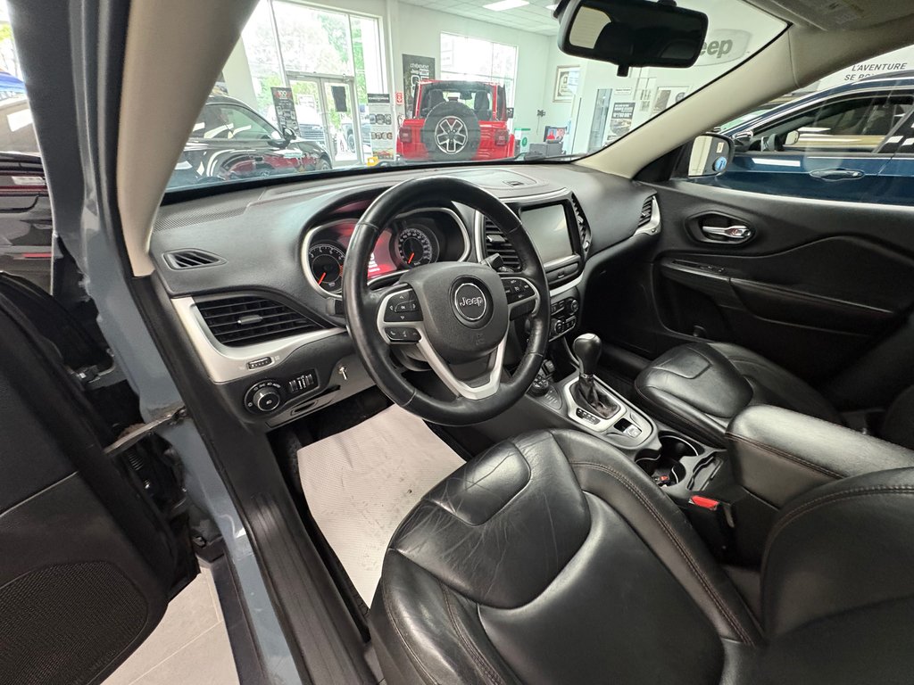 Jeep Cherokee Trailhawk 2015 à Paspébiac, Québec - 12 - w1024h768px