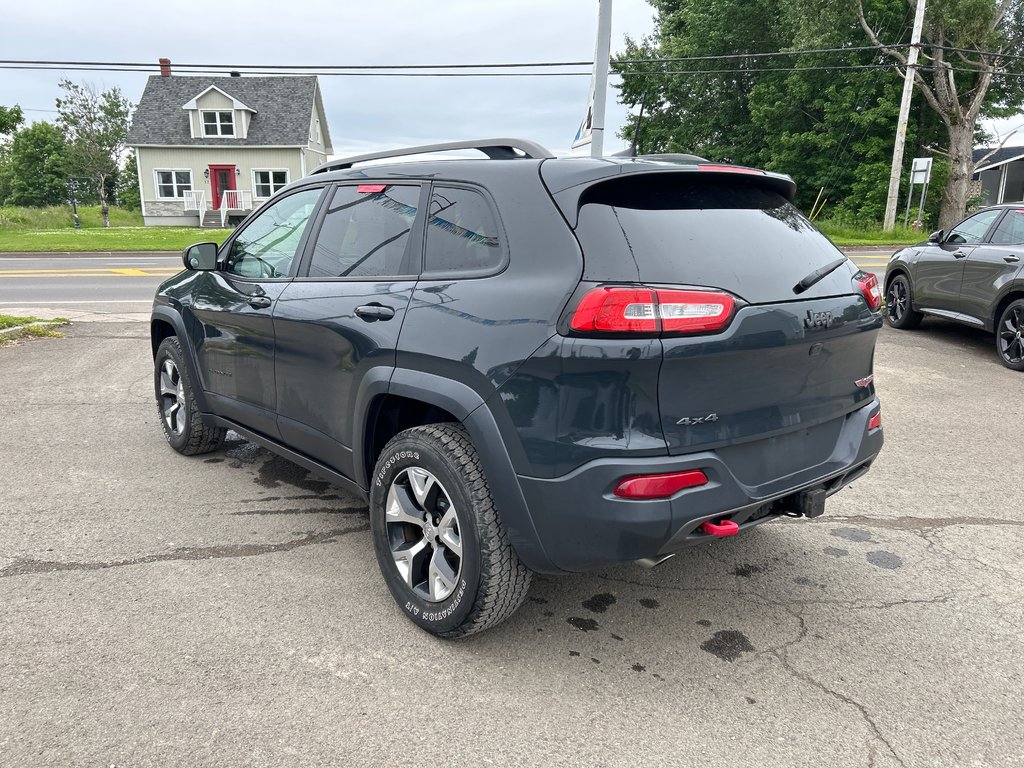 2016  Cherokee Trailhawk in Paspébiac, Quebec - 7 - w1024h768px