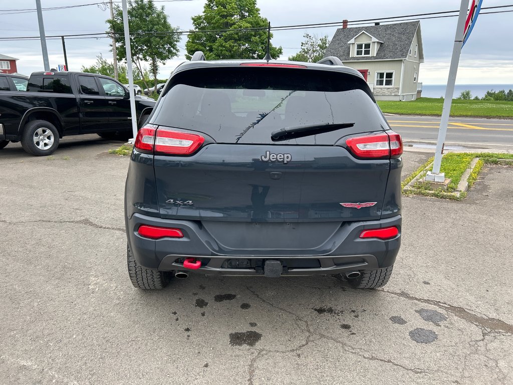 2016  Cherokee Trailhawk in Paspébiac, Quebec - 6 - w1024h768px