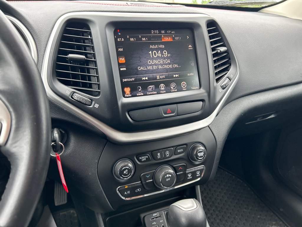 2016  Cherokee Trailhawk in Paspébiac, Quebec - 14 - w1024h768px