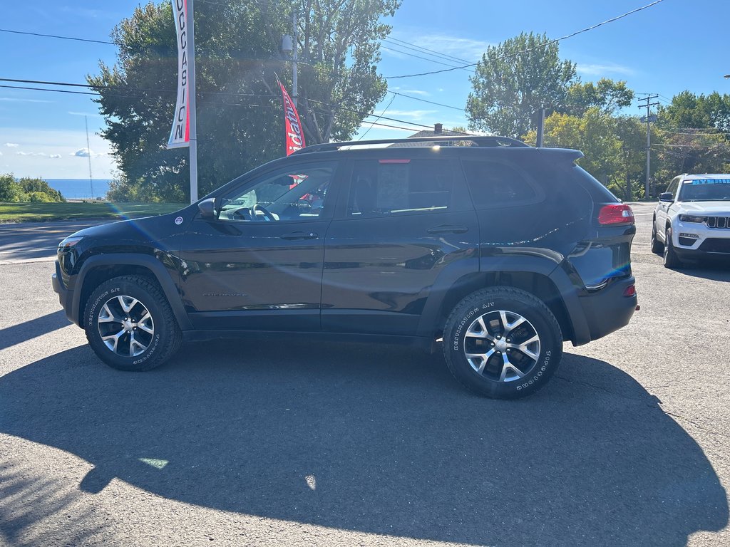 2017  Cherokee Trailhawk in Paspébiac, Quebec - 8 - w1024h768px