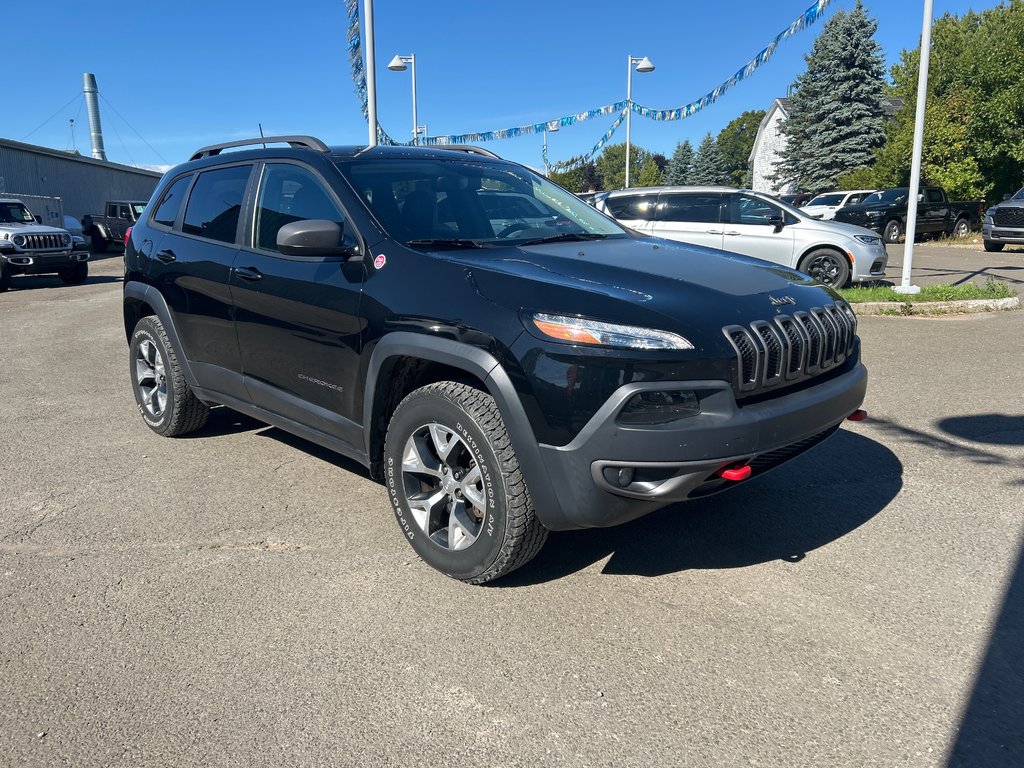 Cherokee Trailhawk 2017 à Paspébiac, Québec - 3 - w1024h768px