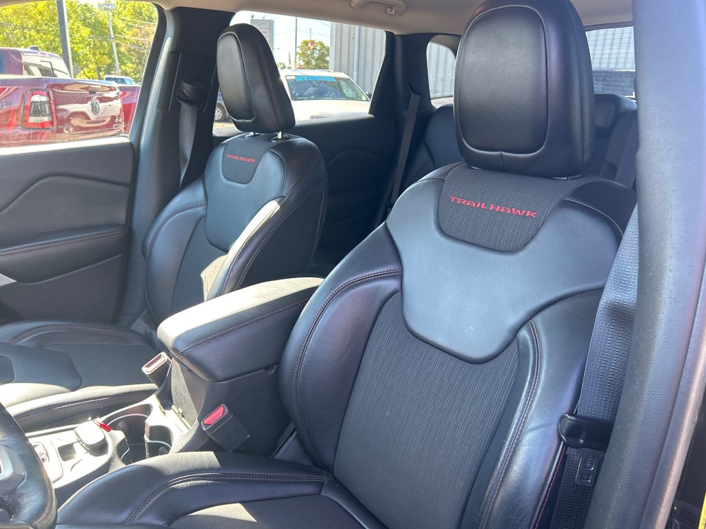 2017  Cherokee Trailhawk in Paspébiac, Quebec - 10 - w1024h768px