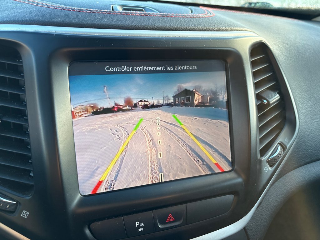 Jeep Cherokee Trailhawk 2017 à Paspébiac, Québec - 14 - w1024h768px