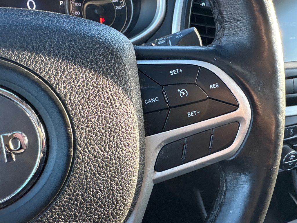 Jeep Cherokee Trailhawk 2017 à Paspébiac, Québec - 16 - w1024h768px