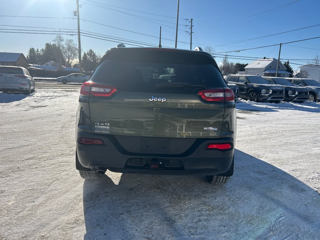 2018 Jeep Cherokee North in Paspébiac, Quebec - 4 - w1024h768px