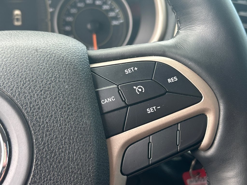 Jeep Cherokee North 2018 à Chandler, Québec - 11 - w1024h768px