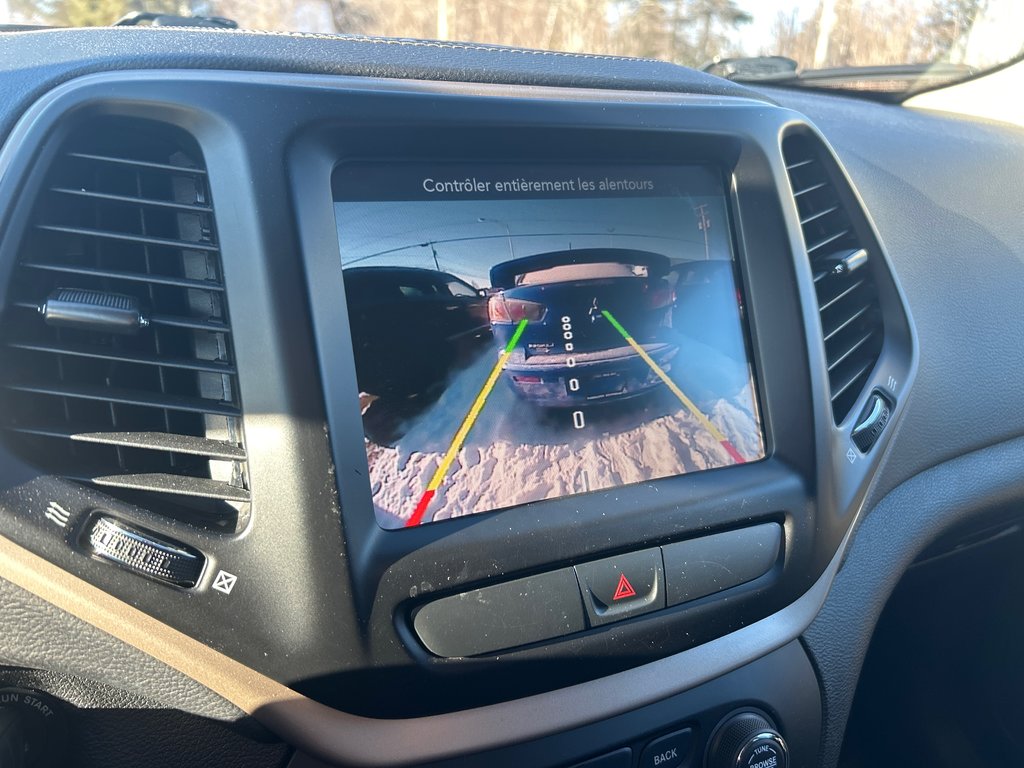 2018 Jeep Cherokee North in Paspébiac, Quebec - 24 - w1024h768px