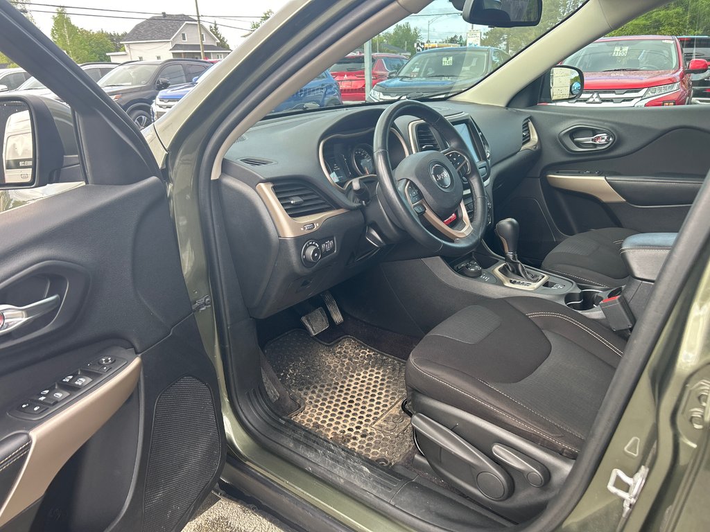 Jeep Cherokee North 2018 à Chandler, Québec - 7 - w1024h768px