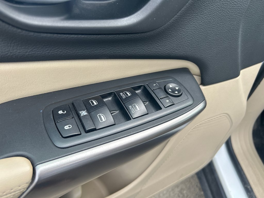 Jeep Cherokee North 2019 à Paspébiac, Québec - 13 - w1024h768px
