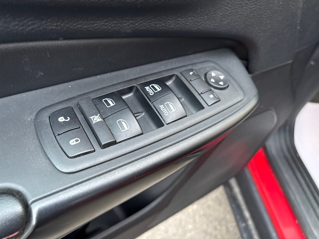 Jeep Cherokee Trailhawk 2019 à Paspébiac, Québec - 14 - w1024h768px