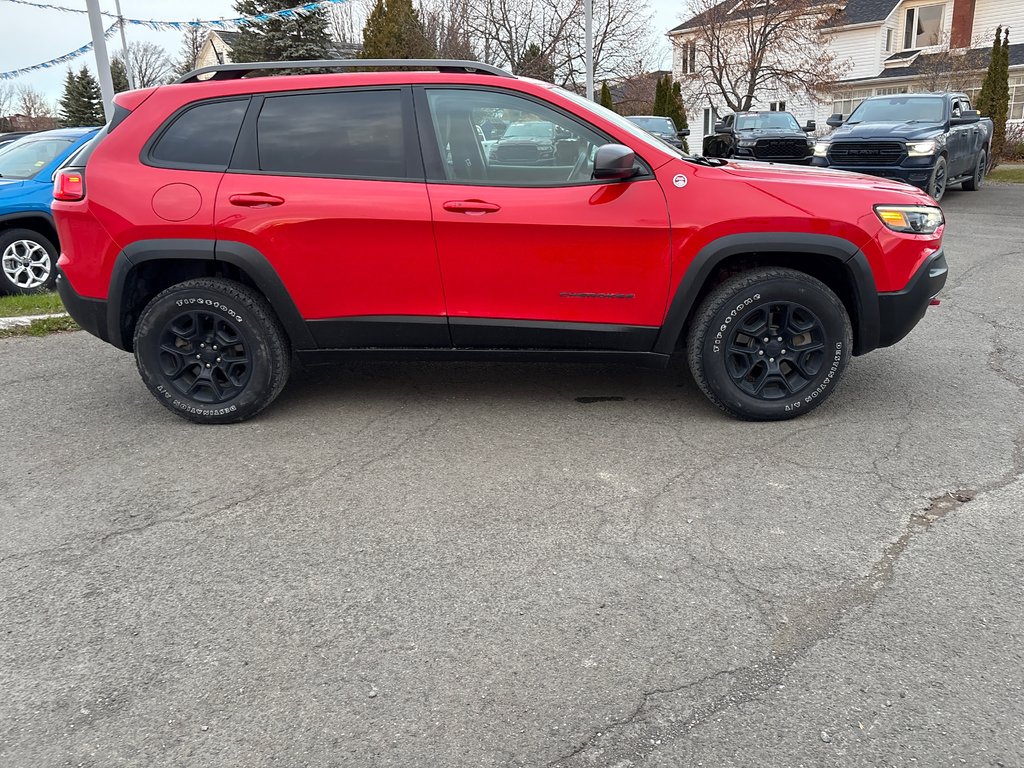Jeep Cherokee Trailhawk 2019 à Paspébiac, Québec - 4 - w1024h768px