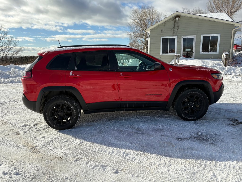 Jeep Cherokee Trailhawk 2019 à Paspébiac, Québec - 4 - w1024h768px