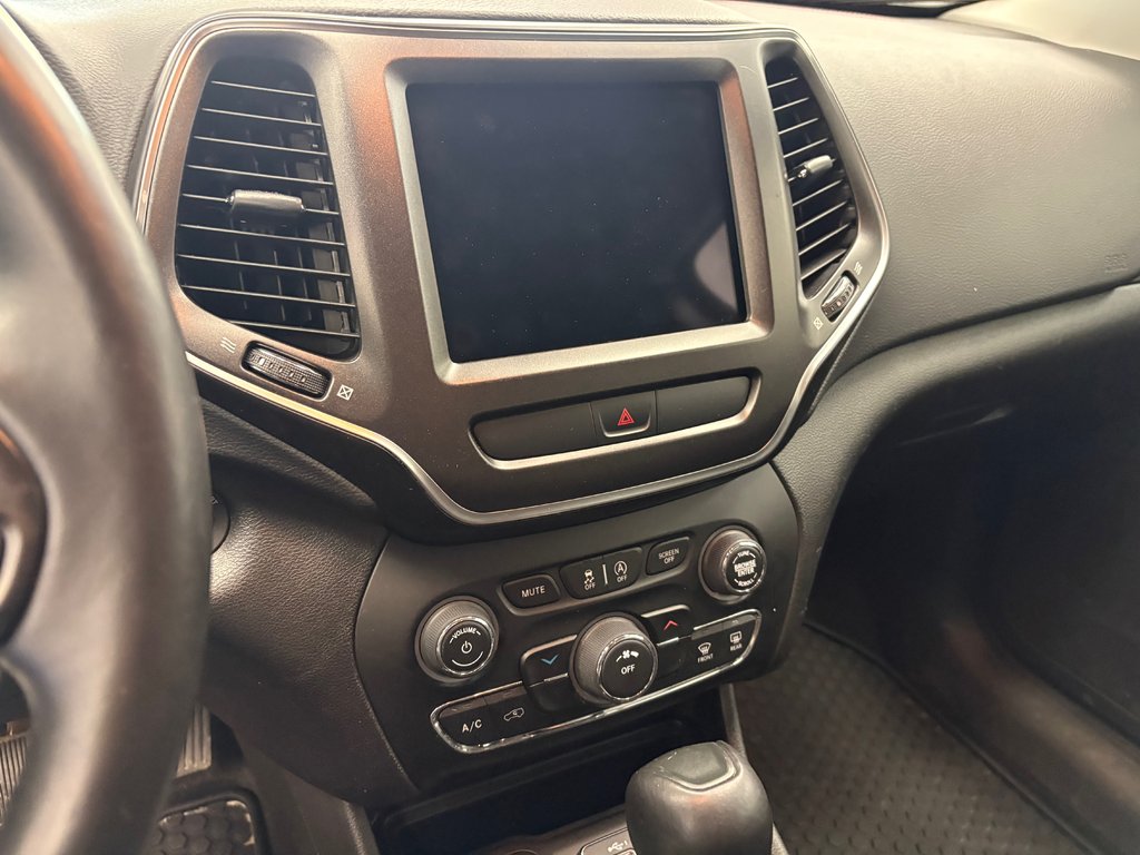 Jeep Cherokee Trailhawk 2019 à Paspébiac, Québec - 22 - w1024h768px
