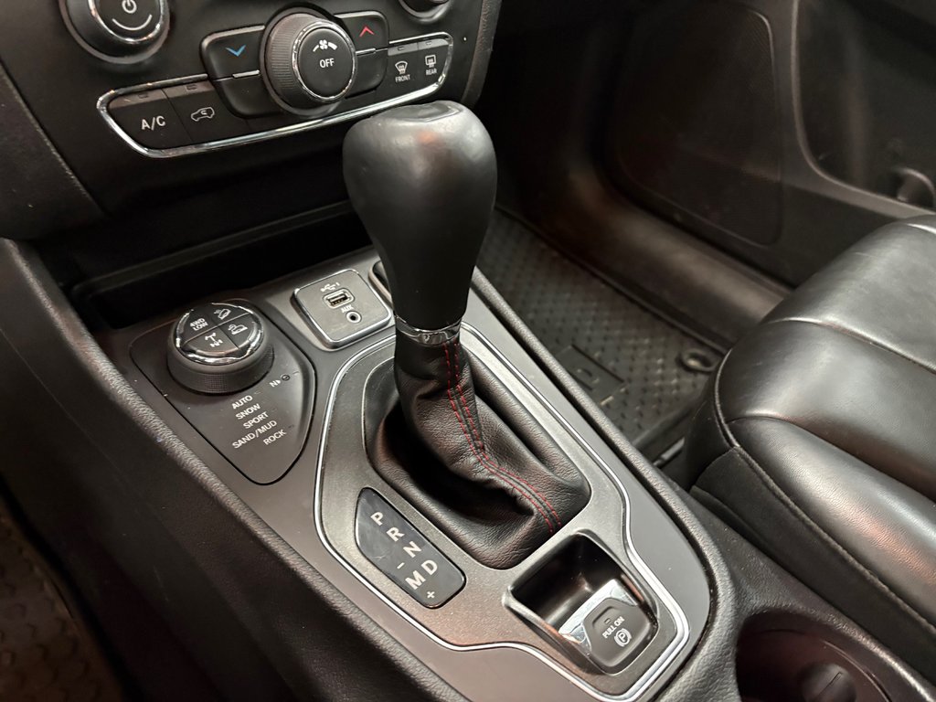 Jeep Cherokee Trailhawk 2019 à Paspébiac, Québec - 21 - w1024h768px