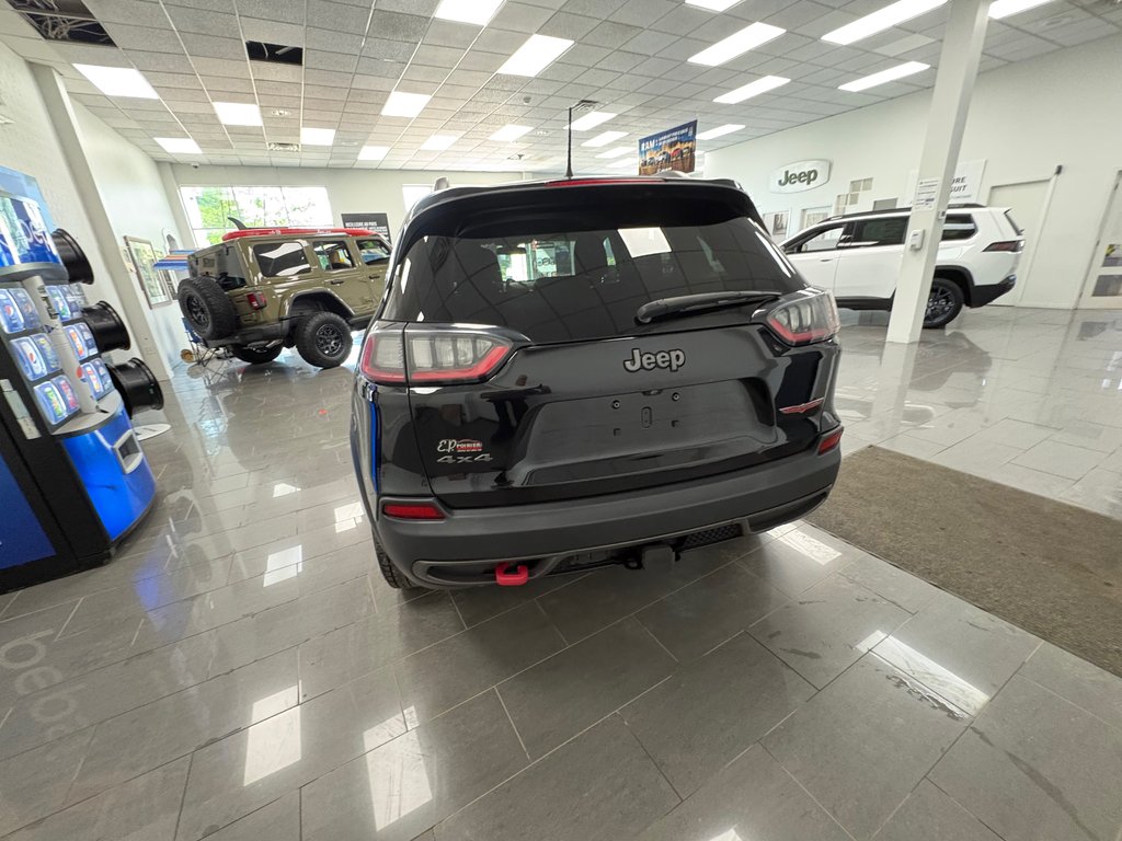 Jeep Cherokee Trailhawk 2019 à Paspébiac, Québec - 6 - w1024h768px