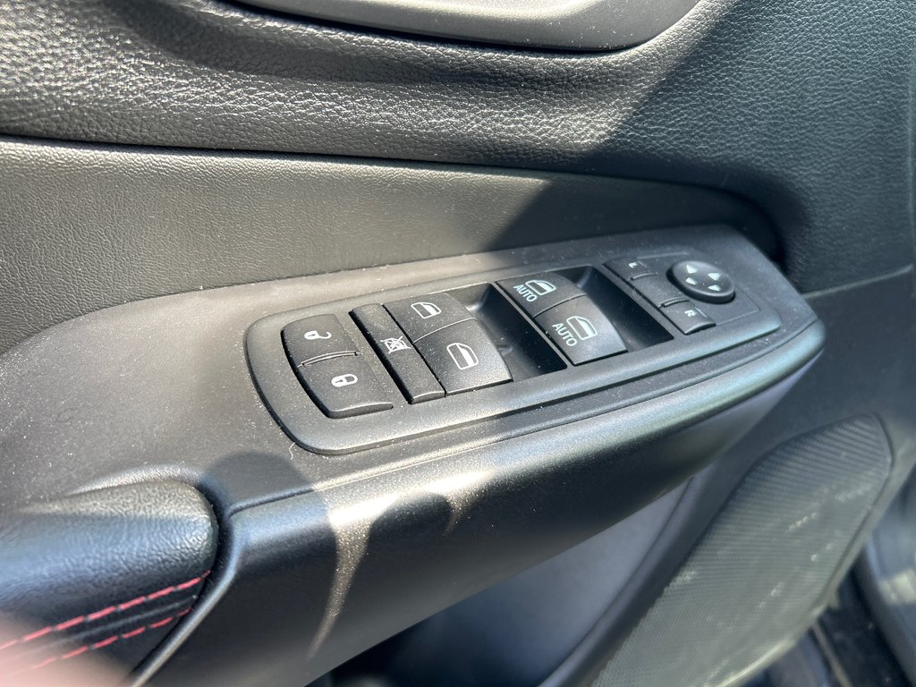 Jeep Cherokee Trailhawk 2020 à Paspébiac, Québec - 14 - w1024h768px
