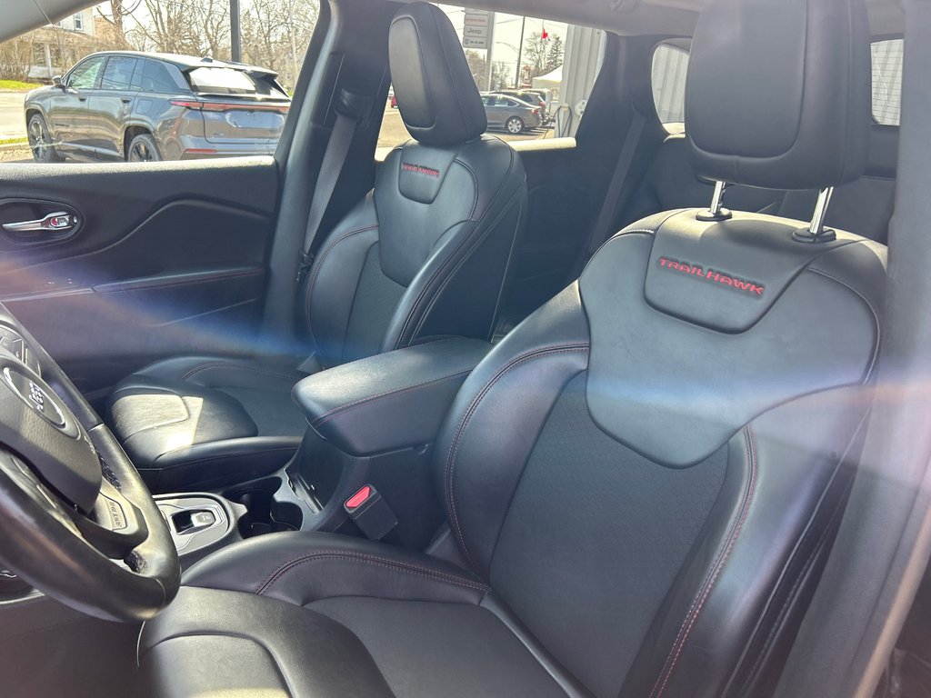 Jeep Cherokee Trailhawk 2020 à Paspébiac, Québec - 12 - w1024h768px