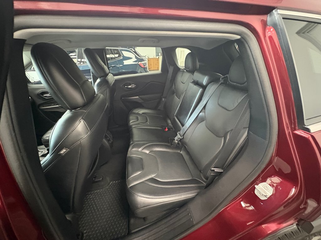2021 Jeep Cherokee Limited in Paspébiac, Quebec - 9 - w1024h768px