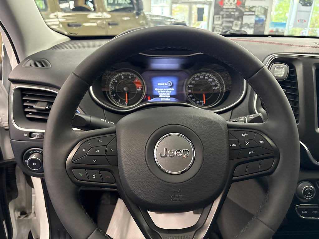 Jeep Cherokee Trailhawk Elite 2022 à Paspébiac, Québec - 16 - w1024h768px