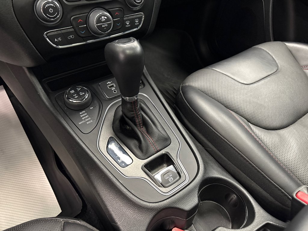 Jeep Cherokee Trailhawk Elite 2022 à Paspébiac, Québec - 15 - w1024h768px