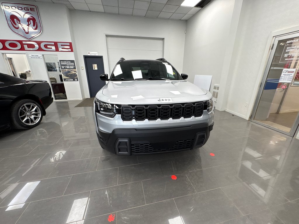 Jeep Cherokee OVERLAND 2026 à Paspébiac, Québec - 2 - w1024h768px