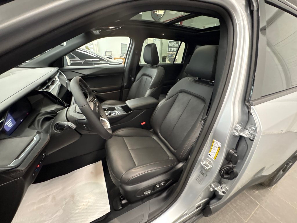 Jeep Cherokee OVERLAND 2026 à Paspébiac, Québec - 12 - w1024h768px