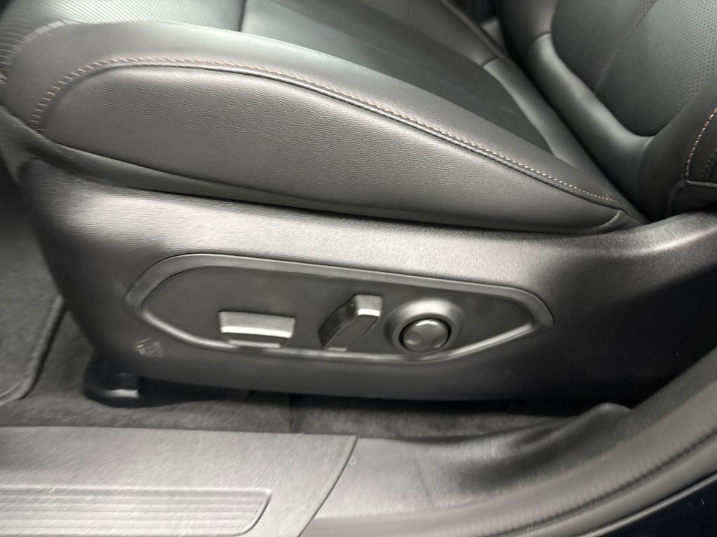 Jeep Cherokee LIMITED 2026 à Paspébiac, Québec - 21 - w1024h768px