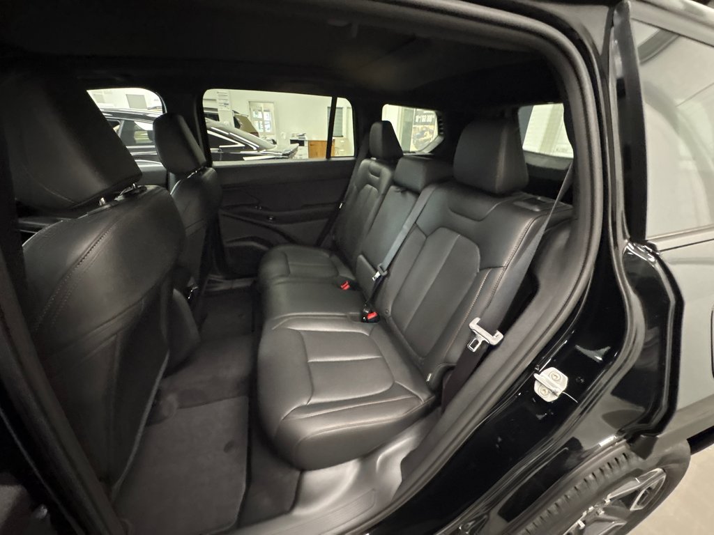 Jeep Cherokee LIMITED 2026 à Paspébiac, Québec - 11 - w1024h768px